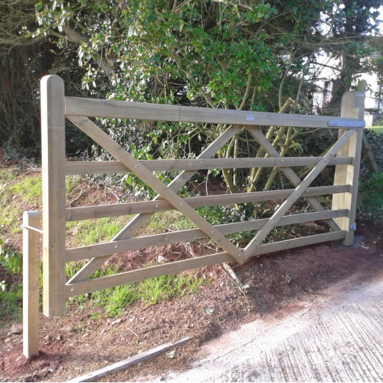 Timber Field Gate Planed